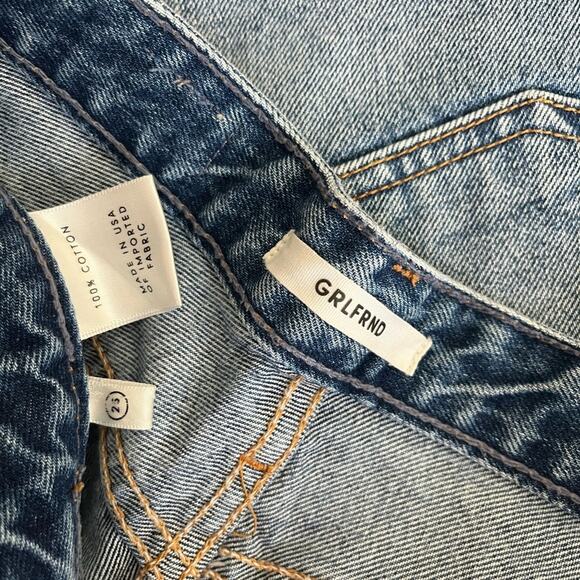 GRLFRND Helena High-Rise Straight Leg Cut Off Short (size 26) - Picture 6 of 7